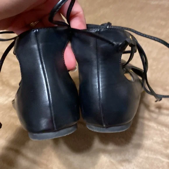 Old Navy Tie-up Flats - Picture 3 of 6